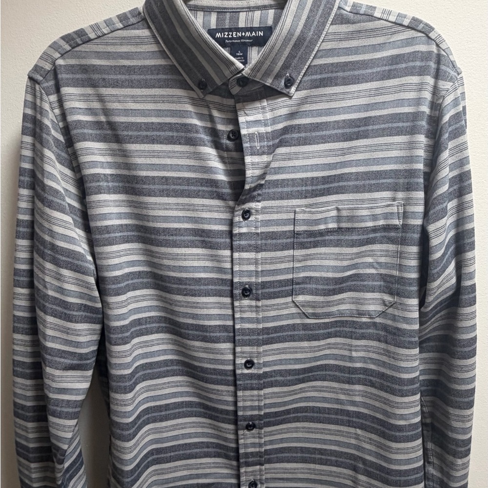 Mizzen+Main Blue and White Striped Men's Shirt